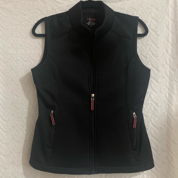 Izod Jackets & Blazers - IZOD Black Cool FX Sleeveless Golf Performance Vest
